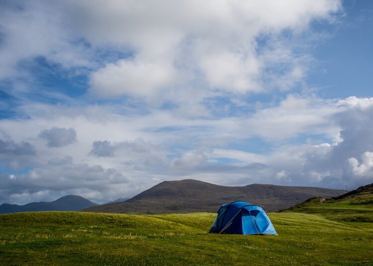 Ultimate Guide to Survival Outdoor Shelter Ideas: Tips for Safety and Comfort