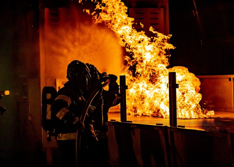 Essential Insights: The Best Off Grid Survival Gear Review for Ultimate Preparedness