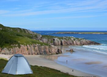 Embracing Simplicity: Outdoor Living Without Electricity