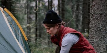 7 Essentials Every Outdoor Living in the Wilderness Guide Should Include