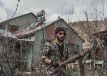 Top 10 Survival Skills Everyone Should Know Outdoors