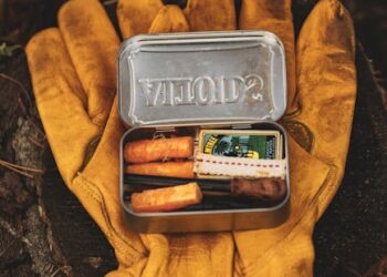 Top 10 Survival Emergency Kit Essentials You Shouldn't Miss