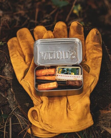 Top 10 Survival Emergency Kit Essentials You Shouldn't Miss