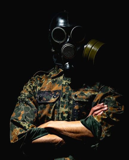 Top 10 Essential Items of Emergency Preparedness Gear for Survival