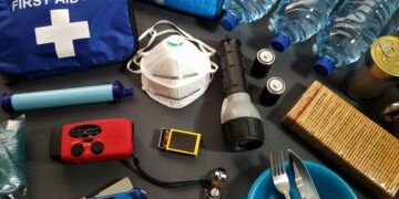 Top 10 Essential Survival Tools for Backpacking: A Comprehensive Review